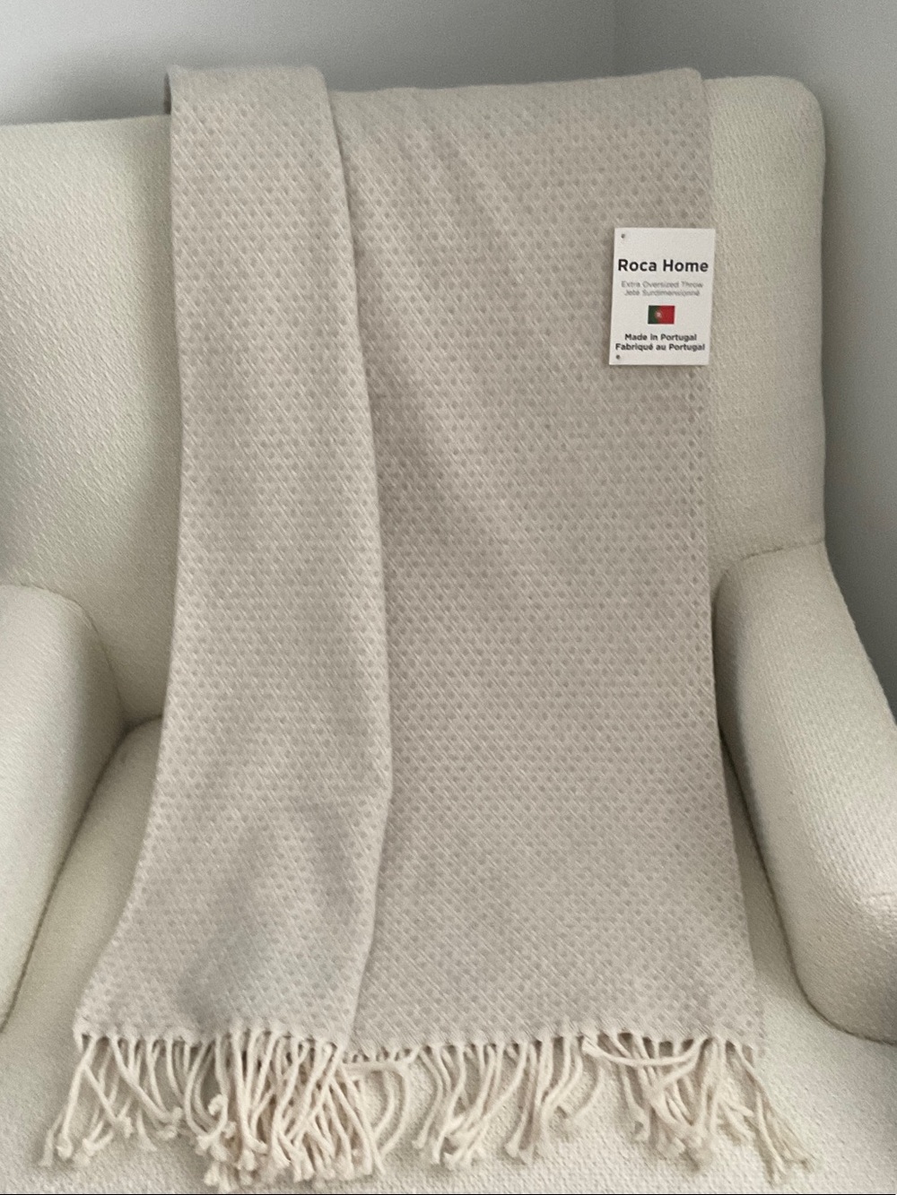 ROCA Cream Waffle-Texture Throw with Fringe NWT Blanket
